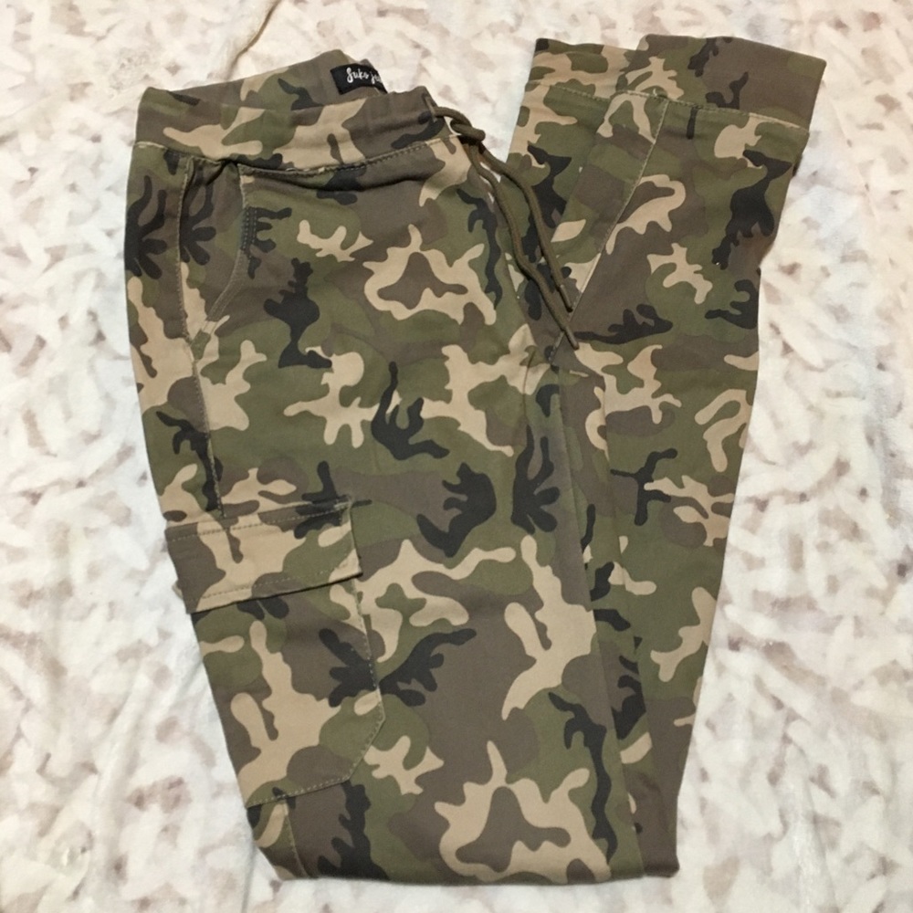 Camo jeans